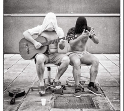 CABARET – KONCERT ZA ŽLICE I GITARU CABARET – KONCERT ZA ŽLICE I GITARU